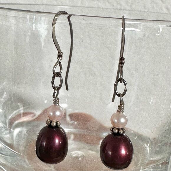Sterling silver authentic pearl drop earrings - Picture 8 of 10